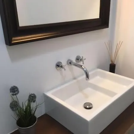 Charming Suite Private Wc & Balcony Lisbon Exterior photo